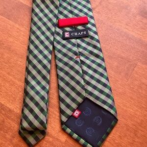 Chaps 100% silk necktie holiday green navy classic checkered tie